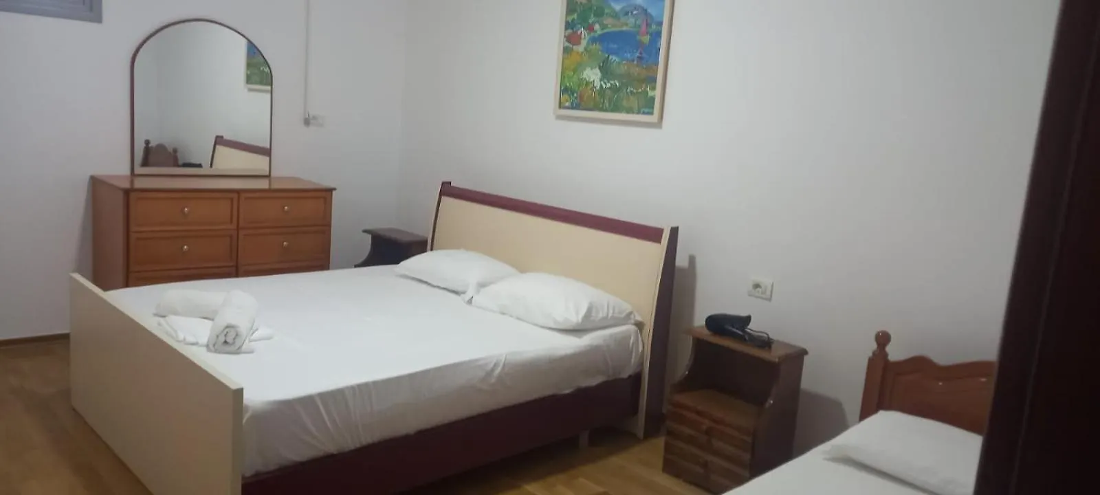 Himara Apartments