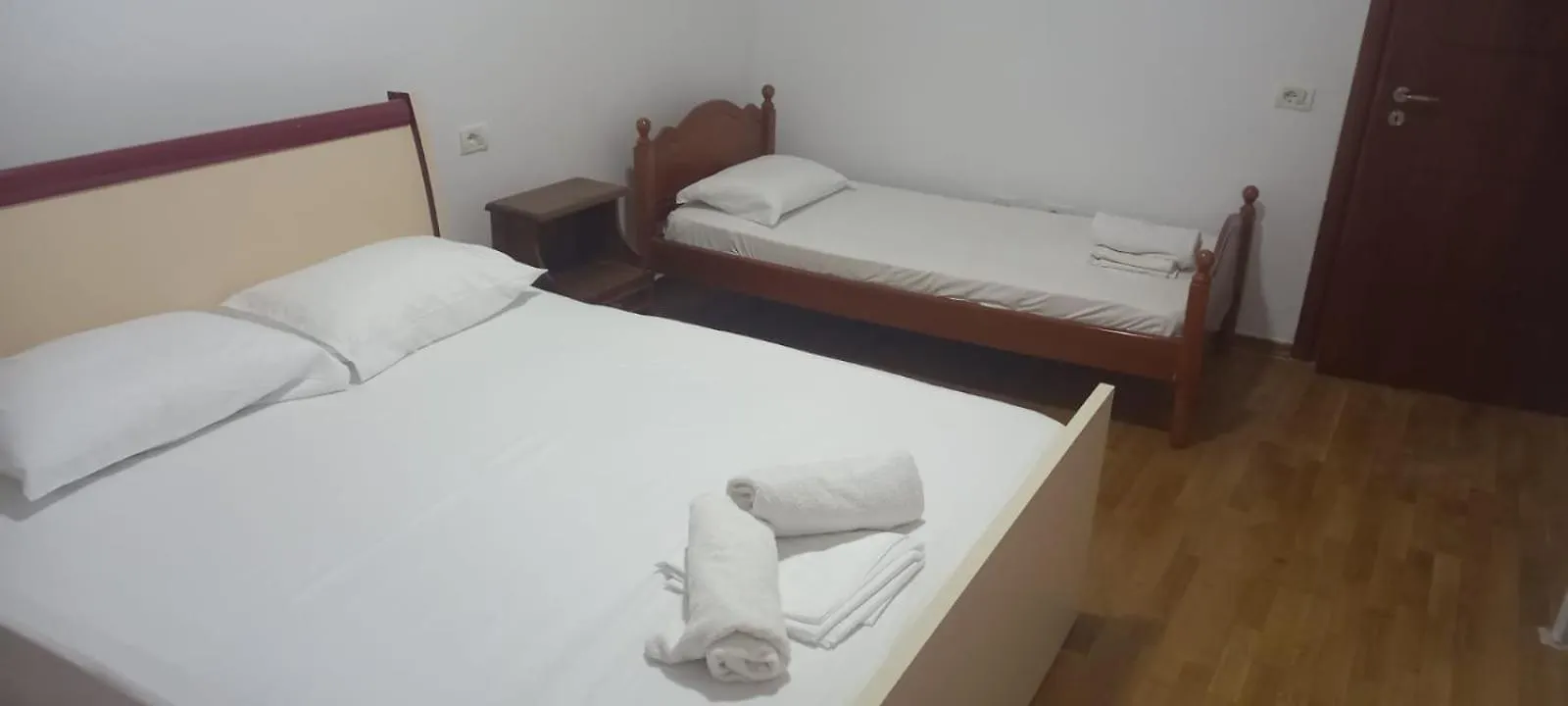 Himara Apartments