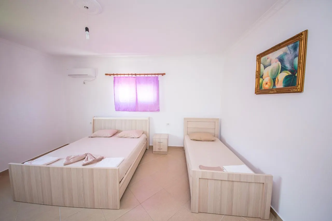Himara Apartments 0*, Himare Albanië