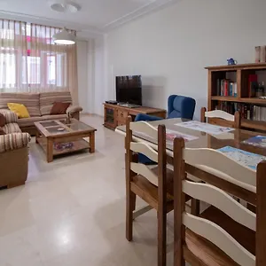https://apartamento-nuestra-andalucia-cadiz-centro-parking.es-andalucia.com