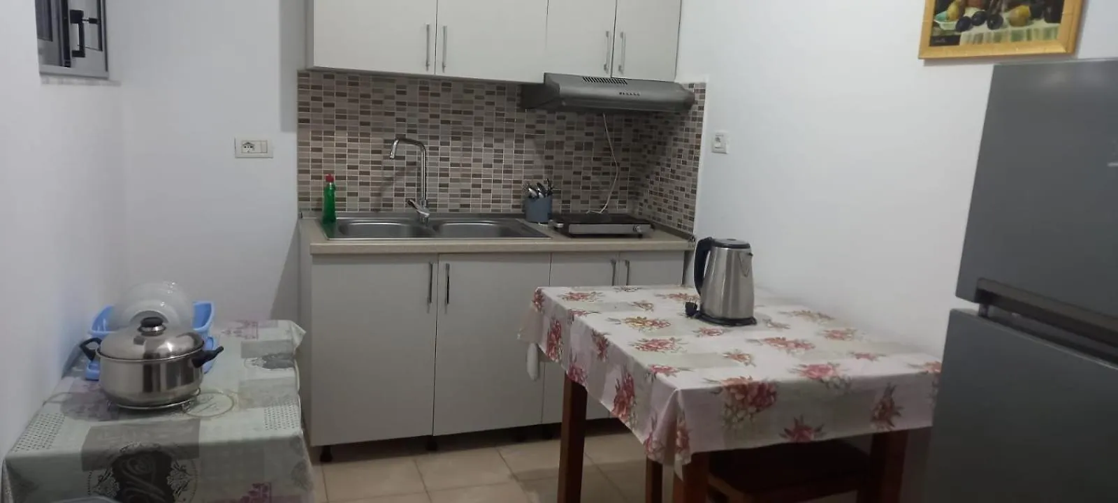 Himara Apartments